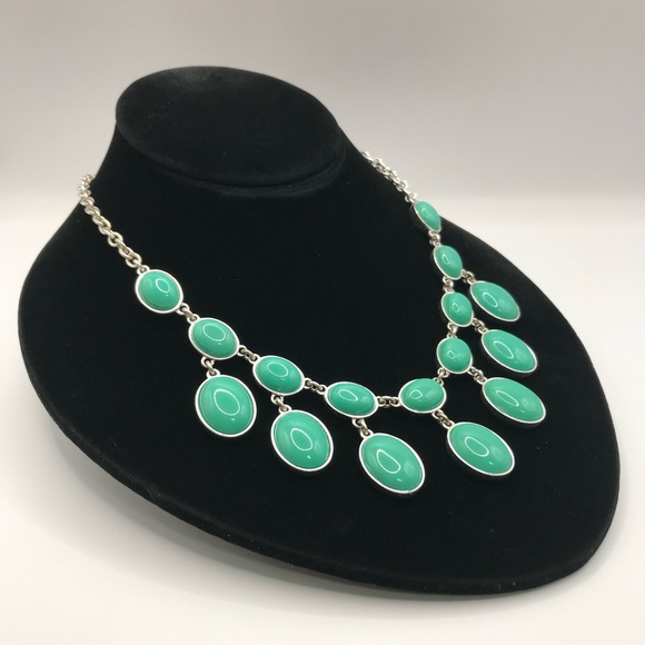 Liz Claiborne Teal Statement Necklace - Picture 2 of 9